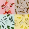 obrázek všech příchutí 100% přírodních žvýkaček od honest gum ve flipové krabičce zepředu s 12 ks na čtyřbarevném pozadí rozděleném dle příchutí | Pro web: healthychewinggum.com | Zdroj: honest gum