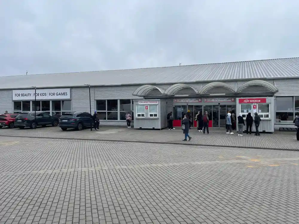 Hlavní vstupní brána na výstaviště PVA EXPO Letňany